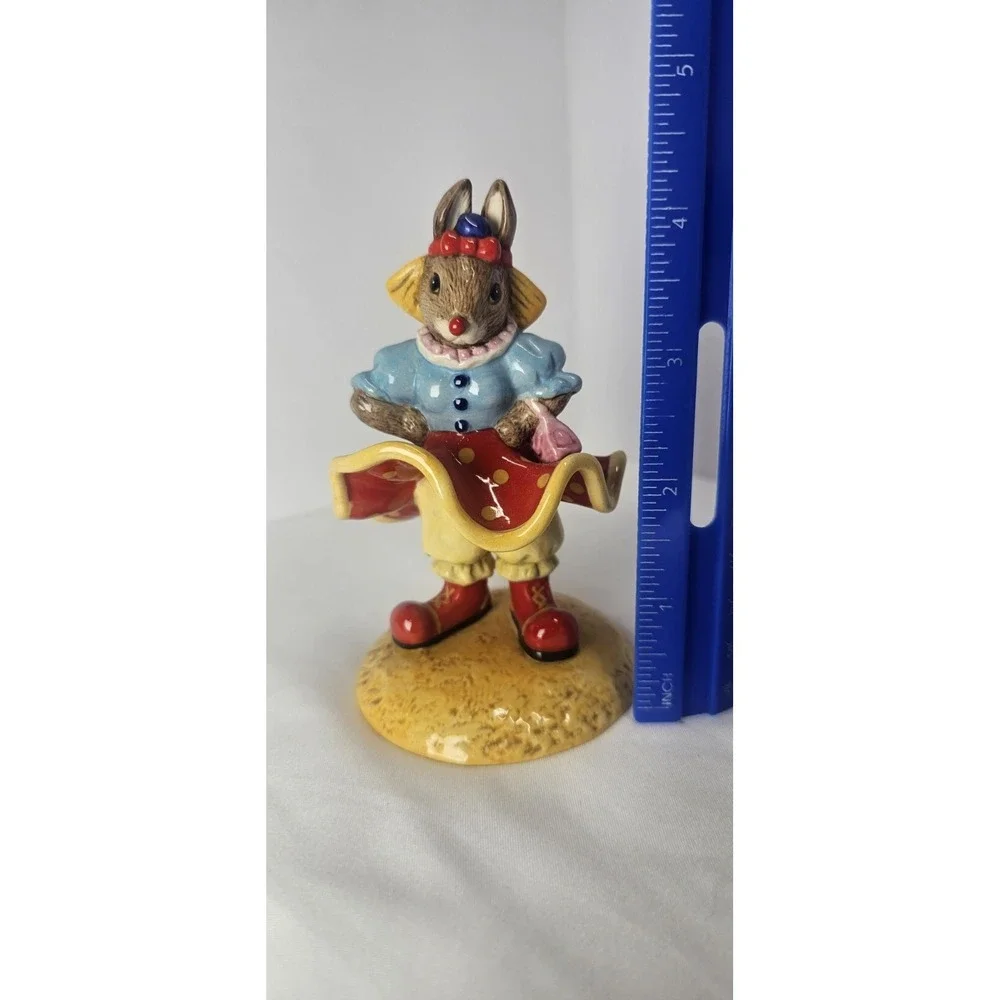 Royal Doulton Bunnykins Clarissa the Clown Figurine 25th Anniversary China